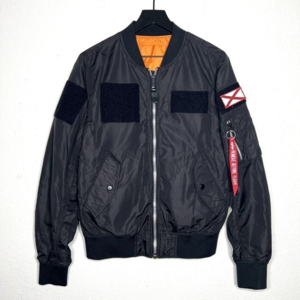 Alpha Industries L-2B Flex Reversible Bomber Jacket - Size M.